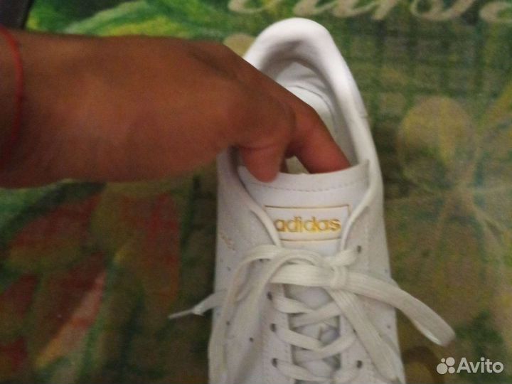 Кроссовки adidas