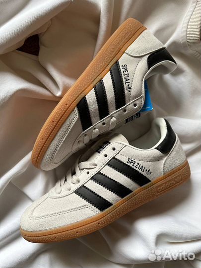 Adidas handball Spezial Aluminium