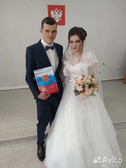 Свадебное платье