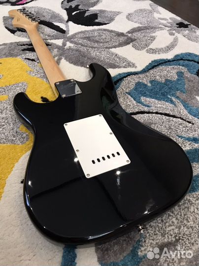 Электрогитара fender squier stratocaster