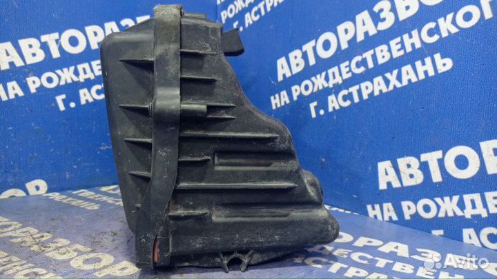 Корпус воздушного фильтра Volkswagen Polo 5 седан