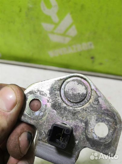 Ответная часть замка двери Форд Мондео 3