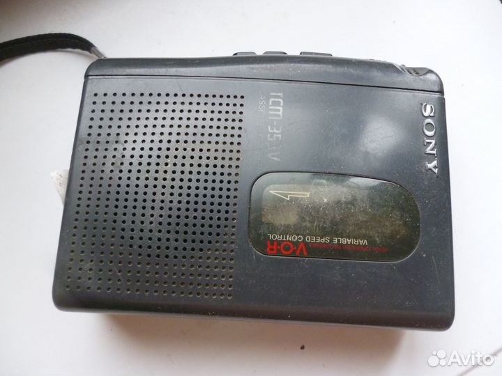 Кассетный диктофон sony