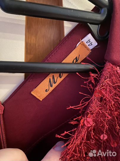 Платье блестящее