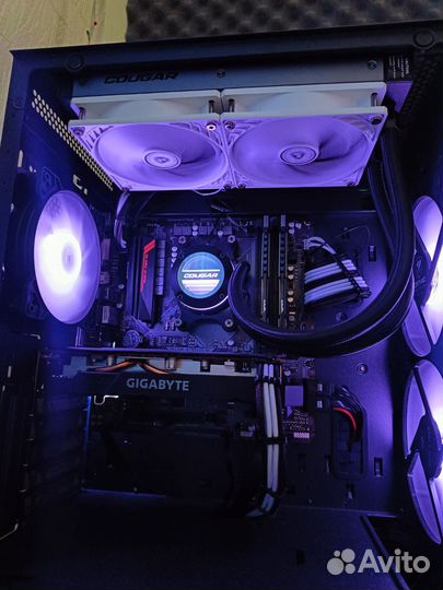 Cougar Poseidon gt 240