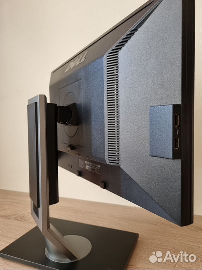 Монитор Dell 20