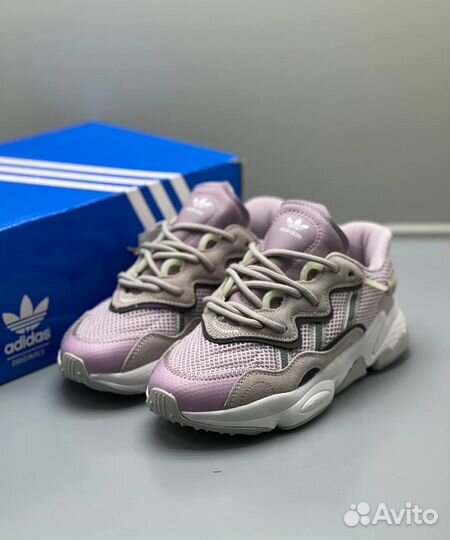 Кроссовки adidas ozweego женские