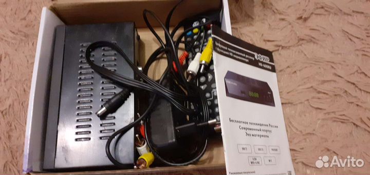 Цифровой телевизионный ресивер с функцией HD