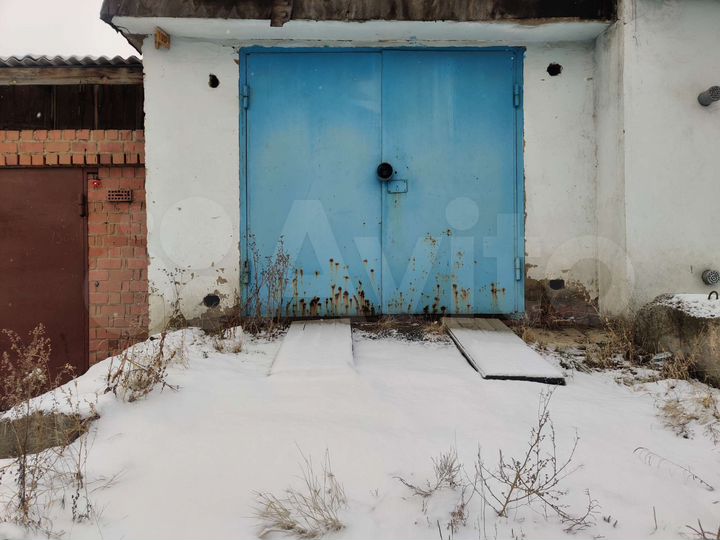 Гараж, > 30 м²