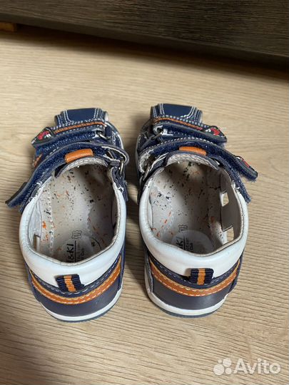 Босоножки кожаные для мальчика 24 размер