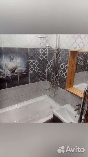 Ремонт ванной плиткой и пластиком пвх