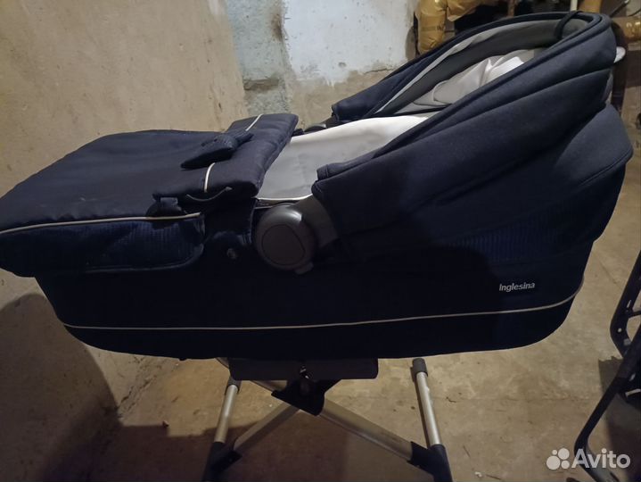 Коляска с автолюлькой