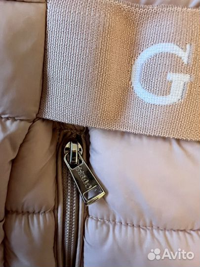 Куртка демисезонная женская Guess 44