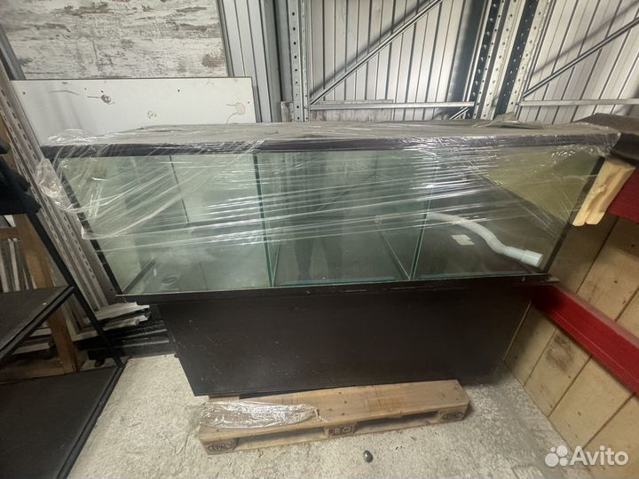 Аквариум с тумбой