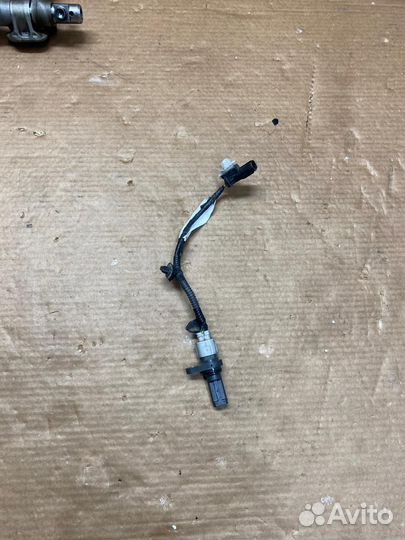 Датчик положения коленвала Pajero Sport 3