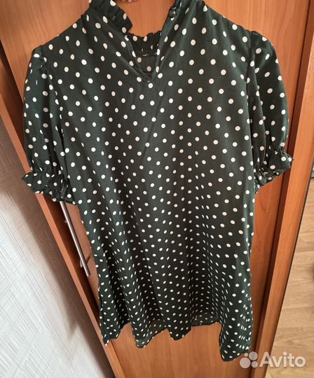 Летнее платье в горошек