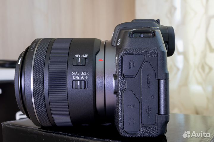 Canon EOS RP Body + Canon EF-EOS R адаптер
