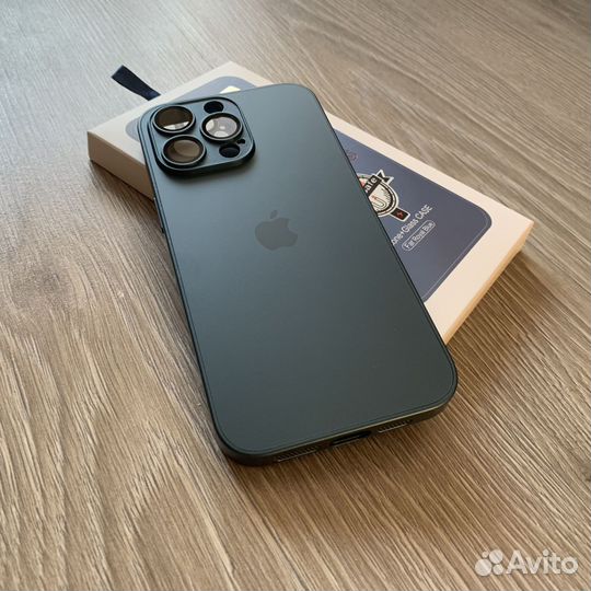 Чехлы на iPhone 15 Pro Max с MagSafe