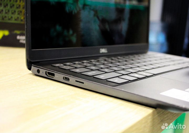 Ультрабук Dell (Чистый Американец) в металле