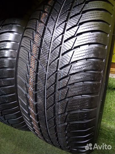 Bridgestone Blizzak LM-001 245/50 R19 105V