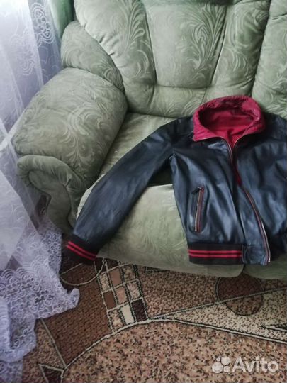 Куртка бомбер