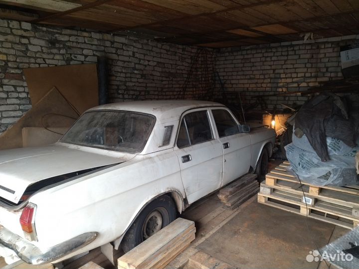 ГАЗ 24 Волга 2.4 МТ, 1991, 100 000 км
