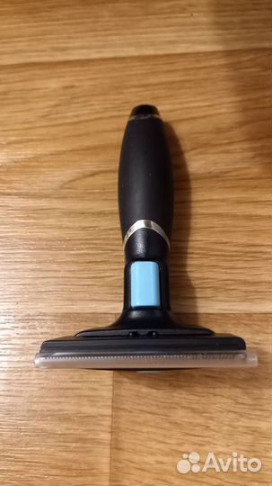 Щётка-груммер для животных