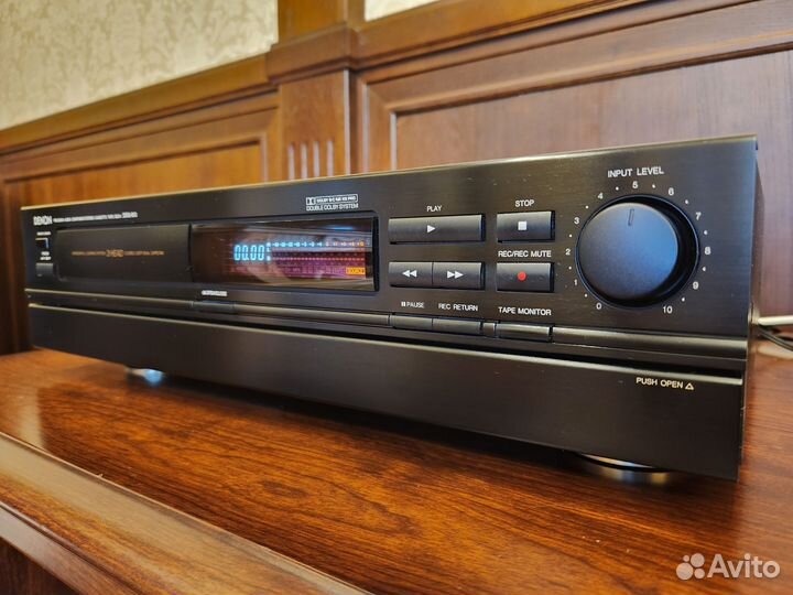 Denon DRS-810 трехголовая кассетная дека