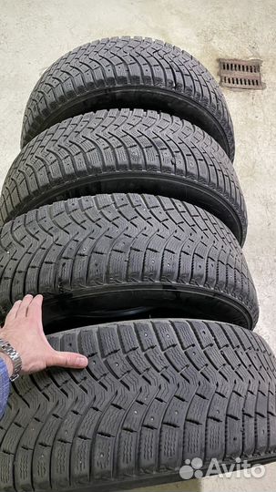 Michelin Latitude X-Ice North 235/65 R18