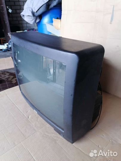 Телевизор akai