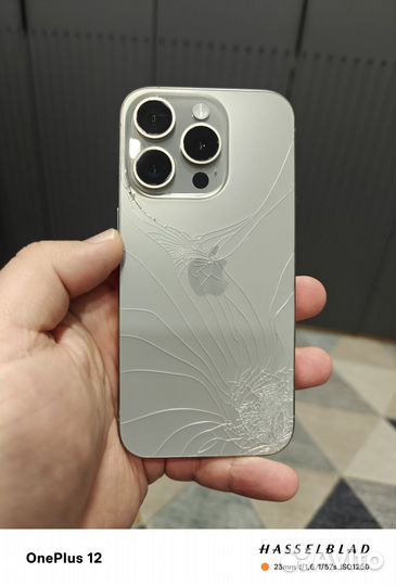 iPhone 15 Pro, 256 ГБ