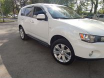 Mitsubishi Outlander 2.4 CVT, 2009, 200 000 км, с пробегом, цена 1 400 000 руб.