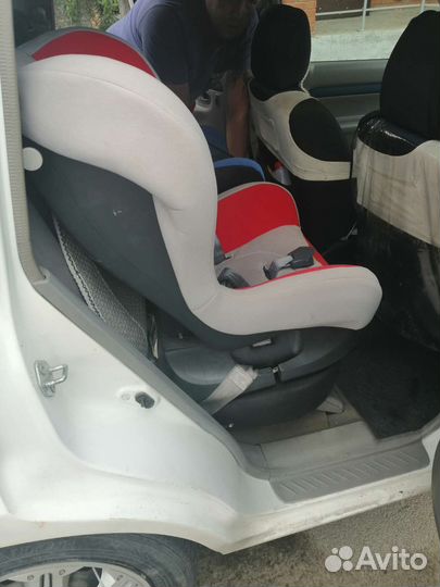Детское автокресло от 0 до 18