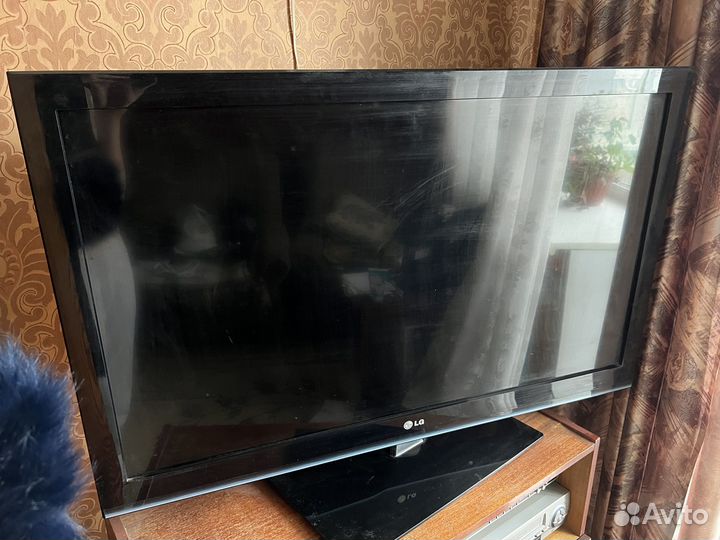 Телевизор ЖК LG