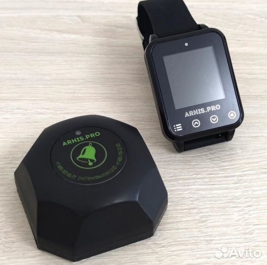 Кнопка вызова персонала, официанта Бургер и часы