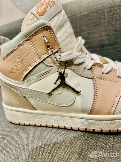 Кроссовки Nike air jordan 1 mid se 39