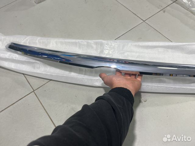 Хром капота тойота камри 55