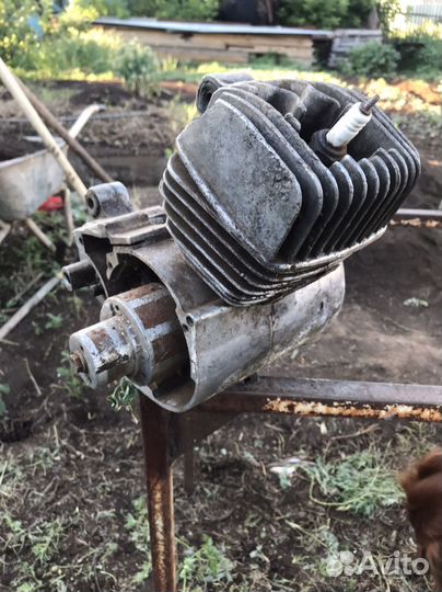 Двигатель V50 мопед Рига