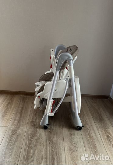 Стульчик для кормления babyton