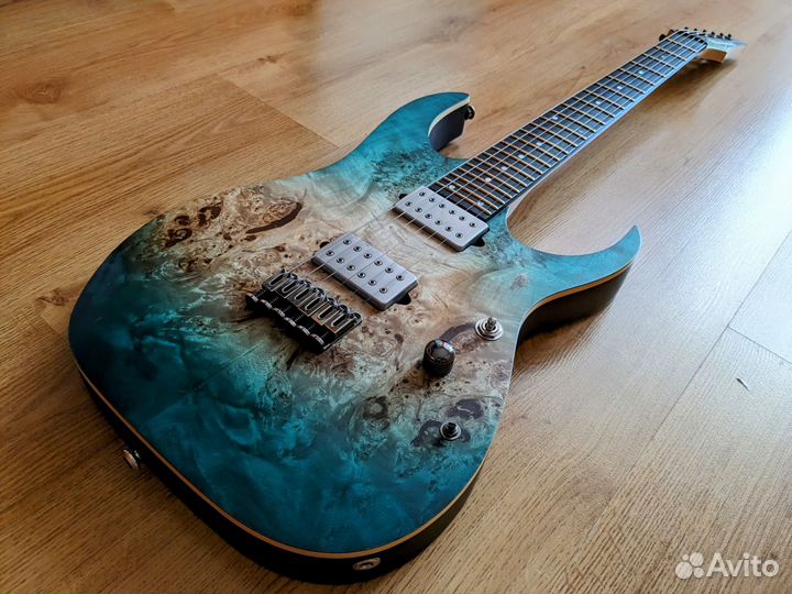 Электрогитара Ibanez Premium RG1121PB