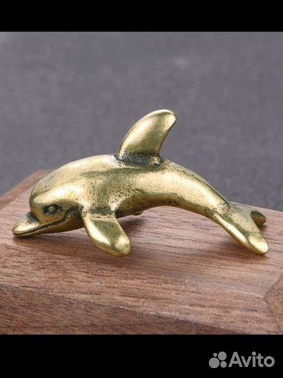 Новая миниатюрная фигурка Дельфин