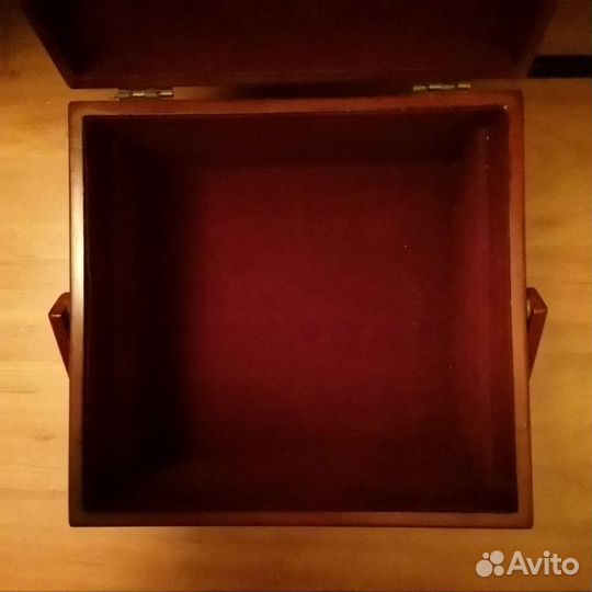 Шкатулка для рукоделия