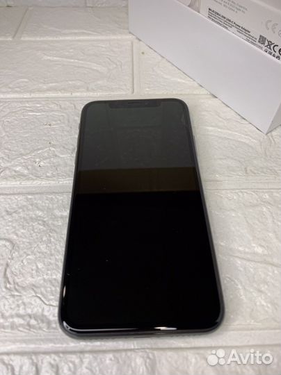 Телефон iPhone X - 256 GB new