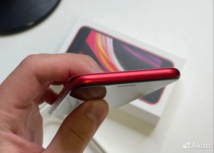 iPhone SE (2020), 64 ГБ