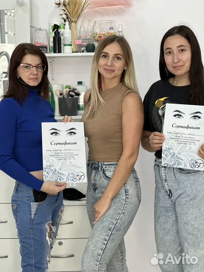 Обучение наращиванию ресниц