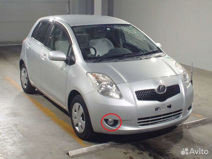 Туманки Toyota Vitz 90 05-07 установочный комплект