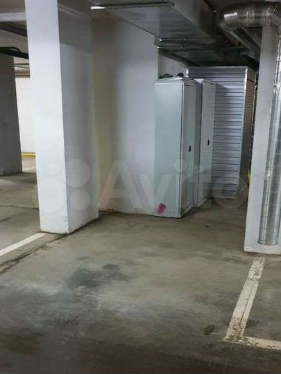 Машиноместо, 16 м²