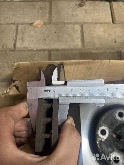 Комплект передних тормозов Mazda 3 bm 1.6