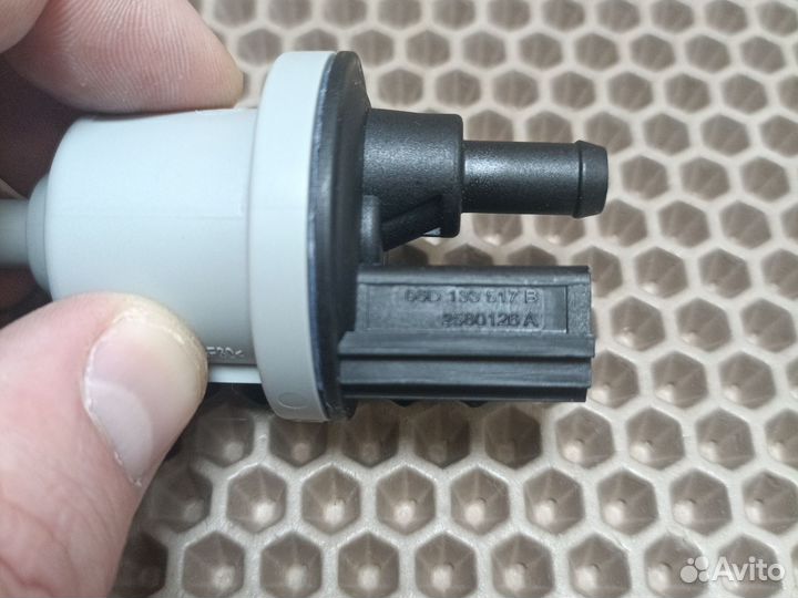 Новый 06D133517B клапан вакуумный орига Vag