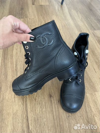 Кожаные ботинки Chanel